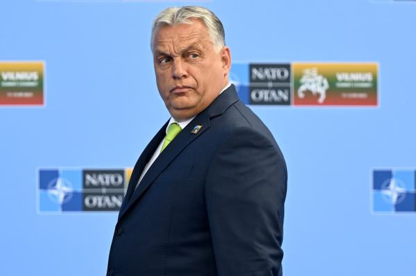 Η ΕΕ «ψαλιδίζει» τις ουκρανικές προσδοκίες μετά το αδιαπραγμάτευτο βέτο Όρμπαν - Χωρίς πόρους κρατά «μισάνοικτη» την πόρτα