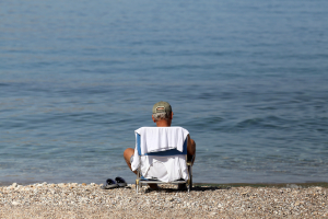 Τραγωδία στην Κερατέα: Νεκρός λουόμενος