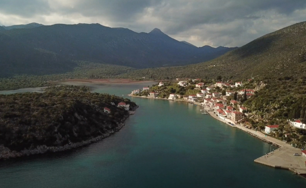 Το φιόρδ στην Πελοπόννησο που ελάχιστοι γνωρίζουν