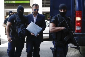 Με αποκαλύψεις απειλεί ο Μ. Γιαννουσάκης και καταγγέλλει απόπειρες δολοφονίας του
