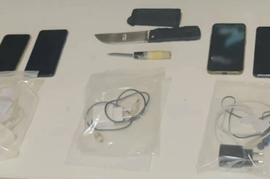 Επιχείρηση στις φυλακές Κορυδαλλού: Εντοπίστηκαν αυτοσχέδια μαχαίρια και κινητά τηλέφωνα