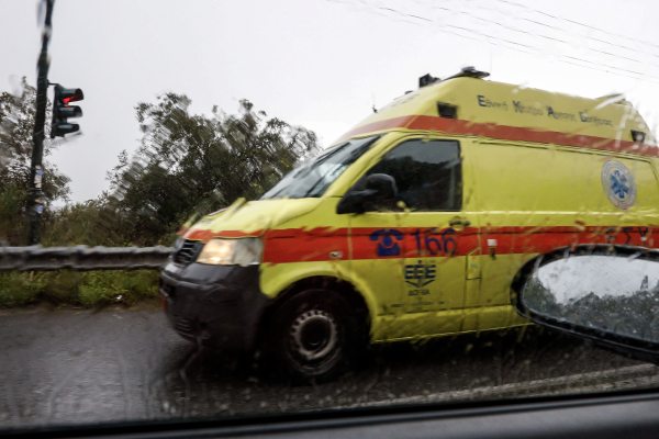 Σοκ στην Εύβοια: Ηλικιωμένος άνδρας «λούστηκε» με οινόπνευμα και αυτοπυρπολήθηκε