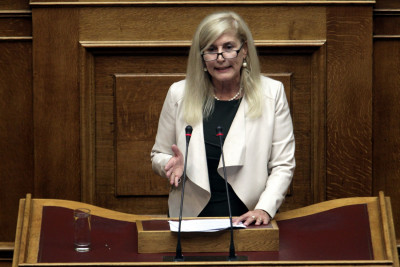 Συνελήφθη μετά από μήνυση του Μένιου Φουρθιώτη η πρώην βουλευτής του ΣΥΡΙΖΑ, Ελένη Αυλωνίτου