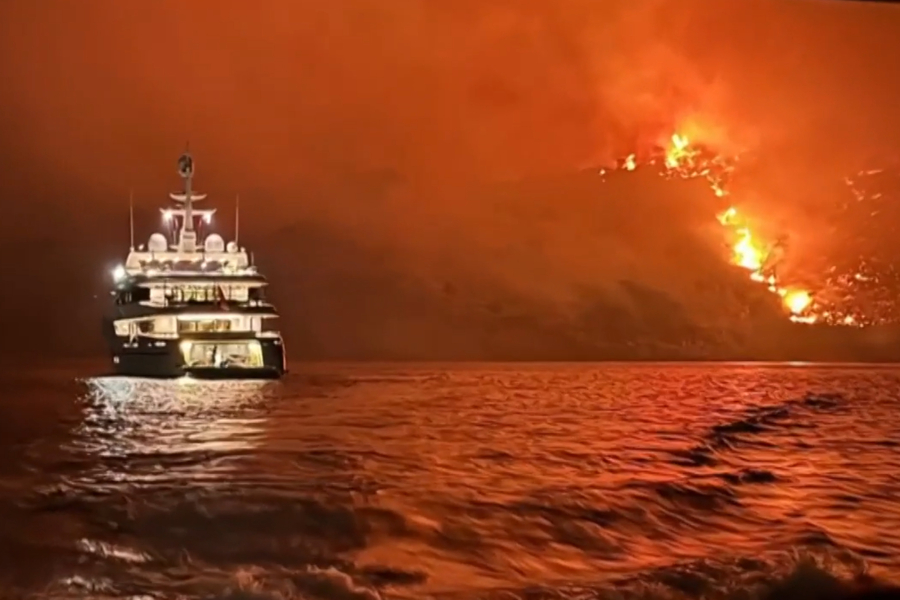 Φωτιά στην Ύδρα: Ποινική δίωξη σε 8 άτομα από το Καζακστάν