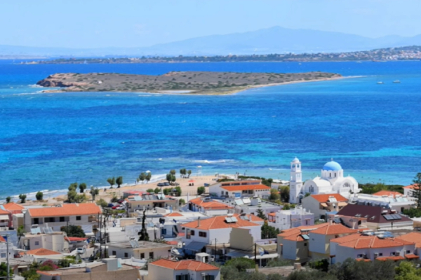 Το καταπράσινο νησί που πας 5ήμερο με 211 ευρώ τον Αύγουστο