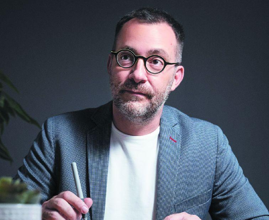 Γιάννης Κωνσταντινίδης στο Dnews: Δένδιας και Γερουλάνος μπορούν να διευρύνουν το ακροατήριο των κομμάτων τους