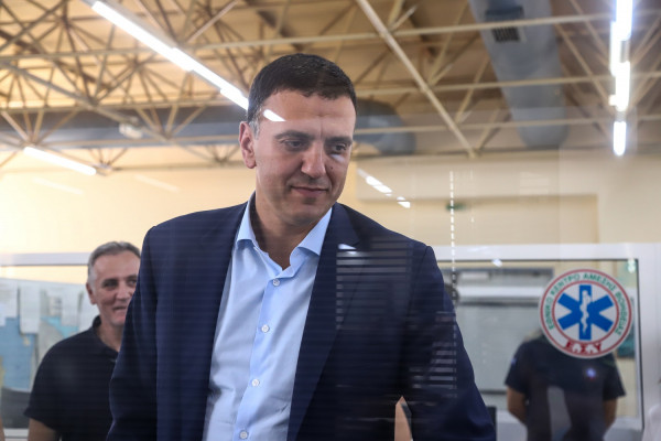 Κικίλιας: Ανοιχτό το ενδεχόμενο για υποχρεωτικό εμβολιασμό κατά της ιλαράς