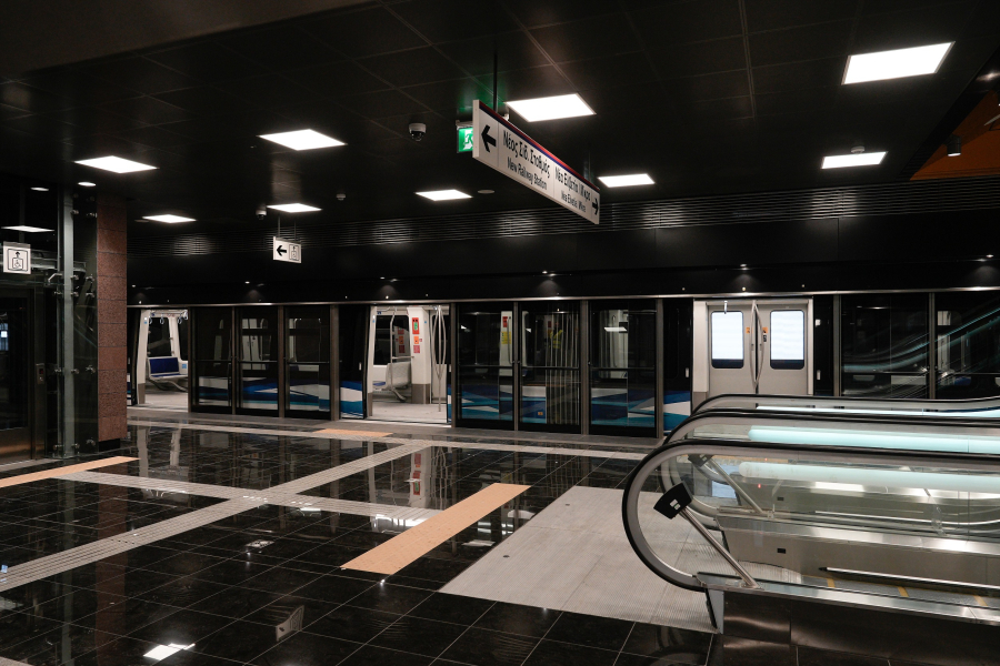 Μέσα στο μετρό Θεσσαλονίκης, λίγες ημέρες πριν από την έναρξη λειτουργίας (Εικόνες και βίντεο)