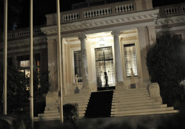 Μαξίμου: Η ηγεσία της ΝΔ ταυτίζεται με τους ακραίους της Χρυσής Αυγής