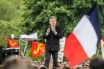 Ο Μελανσόν δεν υποστηρίζει κανέναν υποψήφιο για τον δεύτερο γύρο