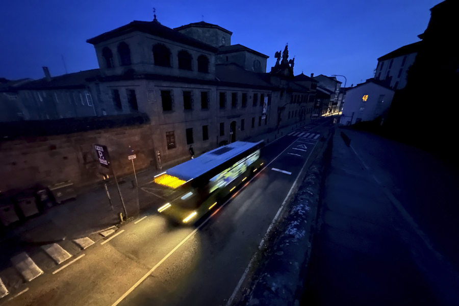 Τα 5 δευτερόλεπτα που βύθισαν στο σκοτάδι Ισπανία, Πορτογαλία - Χάος, εφησυχασμός και έρευνα για τρομοκρατικό χτύπημα