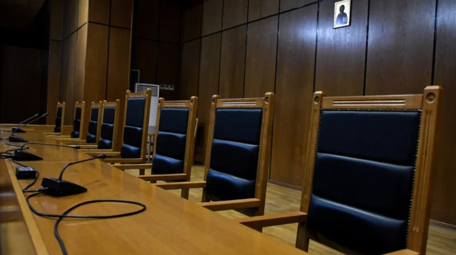 Μυλοπόταμος: Ελεύθεροι και οι τελευταίοι κατηγορούμενοι για τον βιασμό της 15χρονης