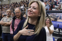 Καρυστιανού: Καταθέτουμε 1,3 εκατ. υπογραφές για αναθεώρηση του Συντάγματος