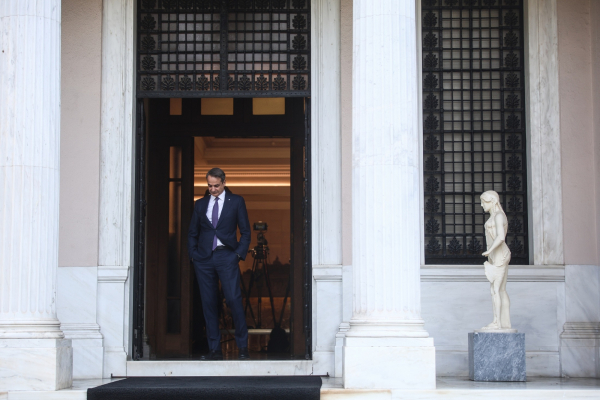 Το μεγάλο ρίσκο Μητσοτάκη: Η αυτοδυναμία και ο «εκβιασμός της σταθερότητας»