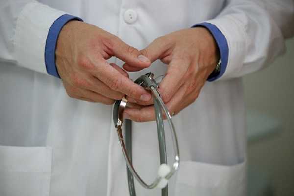 Δεν κλείνει το Ιατρείο Σκλήρυνσης κατά Πλάκας στο νοσοκομείο «Παπαγεωργίου»