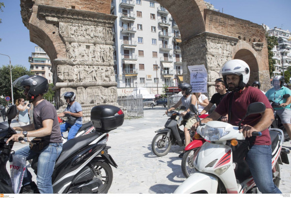 Έρχεται «κάρτα θορύβου» και πρόστιμα για μηχανάκια