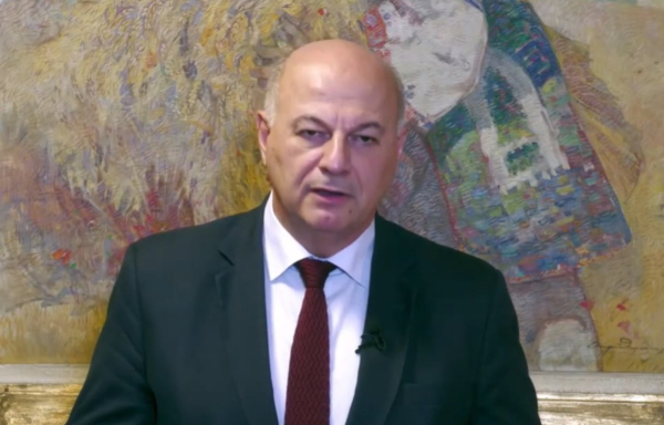 Τσιάρας σε αγρότες: Έχουν ικανοποιηθεί 20 αιτήματα, οι δυσκολίες δεν υποτιμώνται (βίντεο)