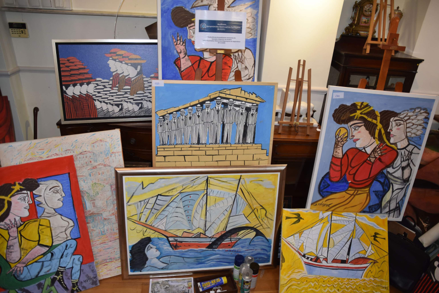 Θεσσαλονίκη: Δύο προφυλακίσεις για τους πλαστούς πίνακες - Ελεύθερη υπό όρους η κόρη του «εγκεφάλου»