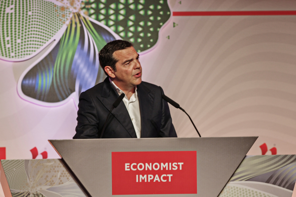 Σκληρό ροκ και πενταετές πρόγραμμα