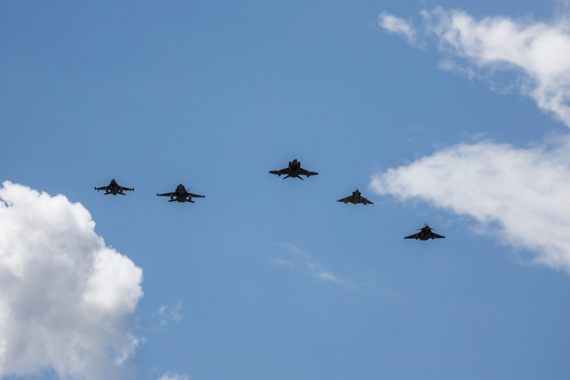 «Ηνίοχος 21»: Χαμηλές πτήσεις μαχητικών αεροσκαφών πάνω από την Αθήνα