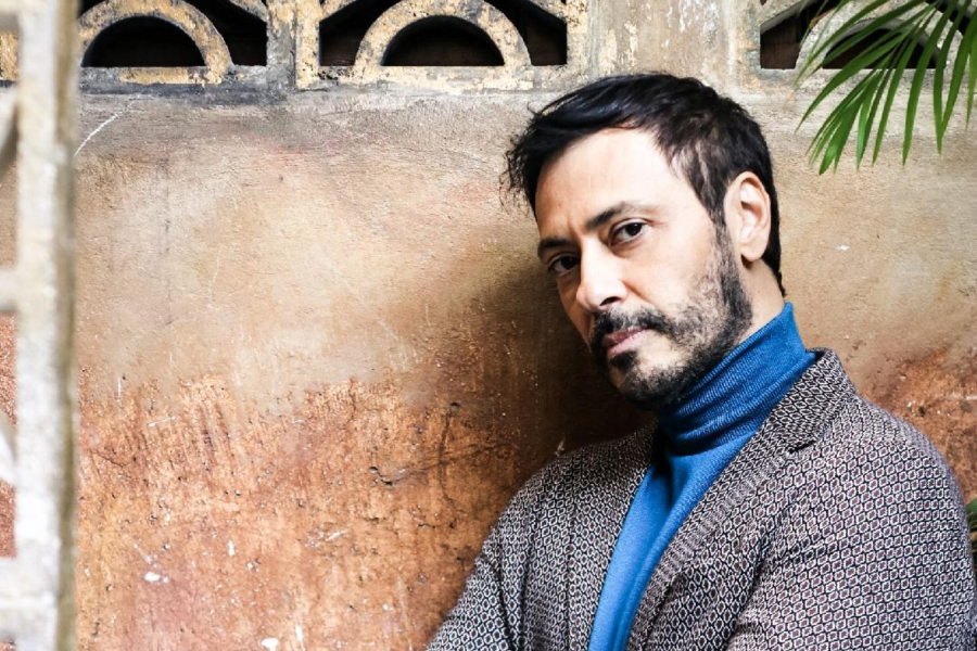 Ο Σταύρος Σιόλας στο Θέατρο Τέχνης με μουσικοθεατρική παράσταση