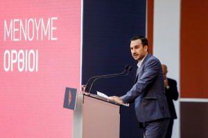 Χαρίτσης: Σύνοδος ιστορικών διαστάσεων, να μην κρυφτεί η κυβέρνηση