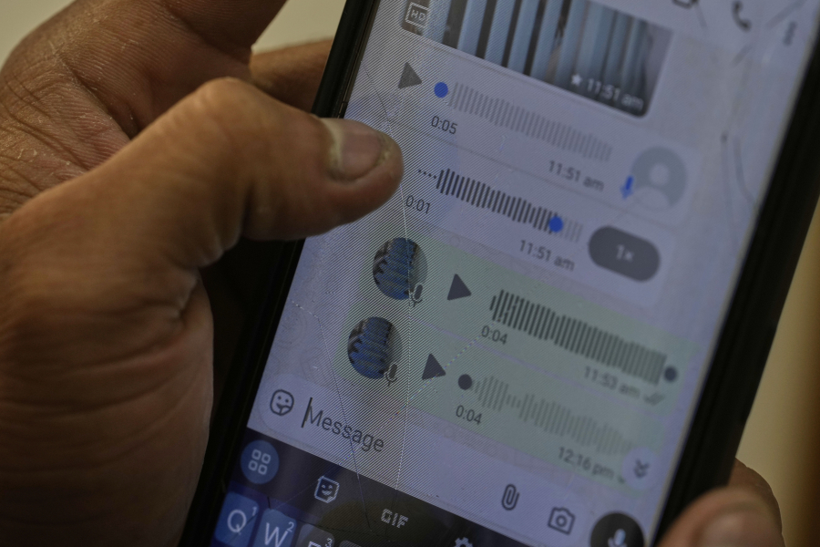 Η WhatsApp διέγραψε 6,8 εκατομμύρια λογαριασμούς που συνδέονται με παγκόσμια δίκτυα απάτης
