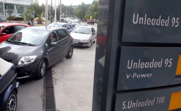 Στον ΣτΠ η ΠΟΠΕΚ για τα αυθαίρετα τέλη πεζοδρομίων σε πρατήρια καυσίμων