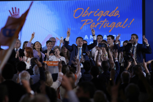 Νίκη της δεξιάς στην Πορτογαλία: Παραιτήθηκε ο ηγέτης των Σοσιαλιστών, αλλάζει τους συσχετισμούς η Chega