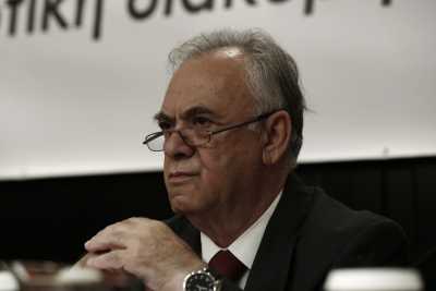 Δραγασάκης: Πολιτικό πρόβλημα εφόσον οι δανειστές επιμείνουν σε επιπλέον μέτρα