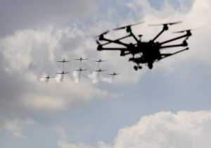 Με drones θα στέλνει προϊόντα στους πελάτες της η Amazon