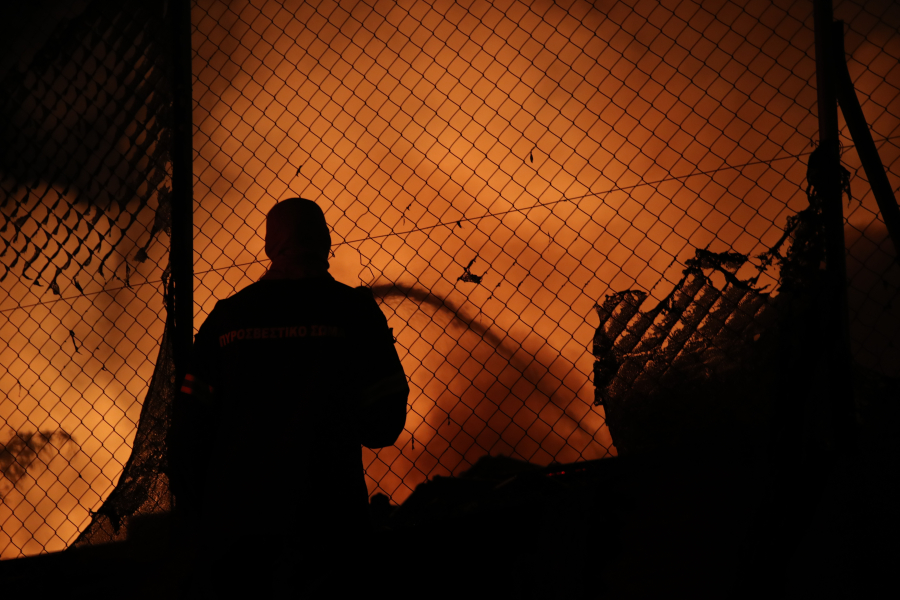 Κιλκίς: Κάηκαν 70 ζώα από τη φωτιά στους Αγίους Αποστόλους