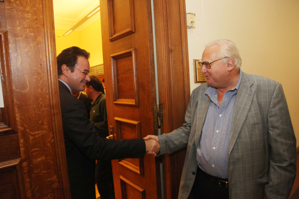 Το αντίο του Χάρη Δούκα στον Αλέκο Ακριβάκη