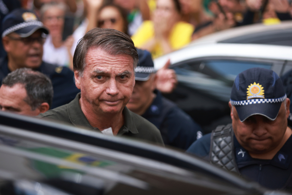 Βραζιλία: Δικαστήριο επέβαλε στον Μπολσονάρου άμεση έκτιση της ποινής των 27 ετών