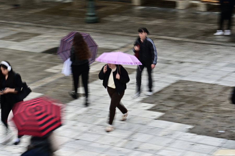 Kλειστά όλα τα σχολεία αύριο στην Αττική