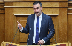 Χαρίτσης για Βενεζουέλα: Κύριε Μητσοτάκη, ντροπιάζετε τη χώρα με τη δουλική σας στάση