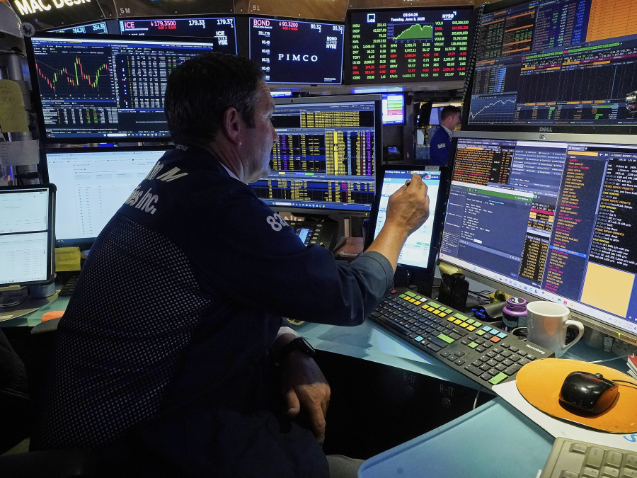 Ο αριθμός των πλουσίων ποτέ δεν ήταν τόσο μεγάλος