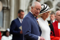 Σοκαρισμένοι Κάρολος και Καμίλα από το περιστατικό στο Λίβερπουλ