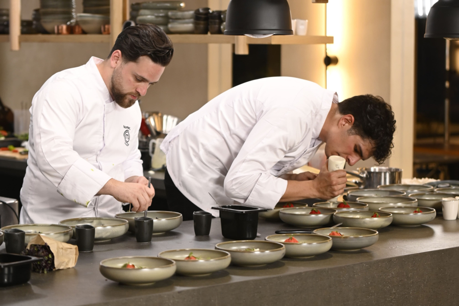 Τελικός MasterChef 2025: Το σοβαρό λάθος των διαγωνιζόμενων και η απογοήτευση των κριτών (Βίντεο)