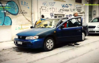 Κυψέλη: Ζευγάρι αστέγων ζει σε αυτοκίνητο 3 χρόνια - Συγκινεί η ιστορία τους (βίντεο)