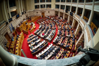 Boυλή: Όλες οι διατάξεις «πήραν» το διαβατήριο για την επόμενη αναθεωρητική Βουλή - Καμία δεν εξασφάλισε πλειοψηφία 180 ψήφων