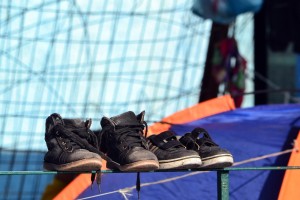 Αττική: Στα 800.000 ευρώ η ζημιά της εταιρίας από τα παπούτσια «μαϊμού» (φωτο)