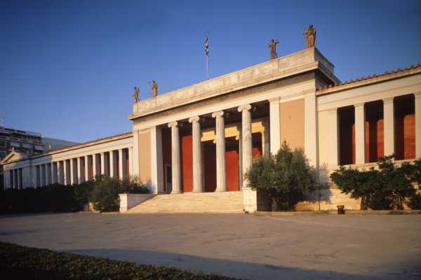 Εγκαινιάστηκαν οι Κυριακάτικοι Περίπατοι στο Εθνικό Αρχαιολογικό Μουσείο