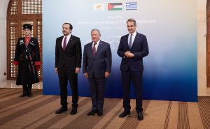 Μητσοτάκης από Αμμάν: Πρέπει να επιστρέψουμε στο προηγούμενο status quo στα Στενά του Ορμούζ