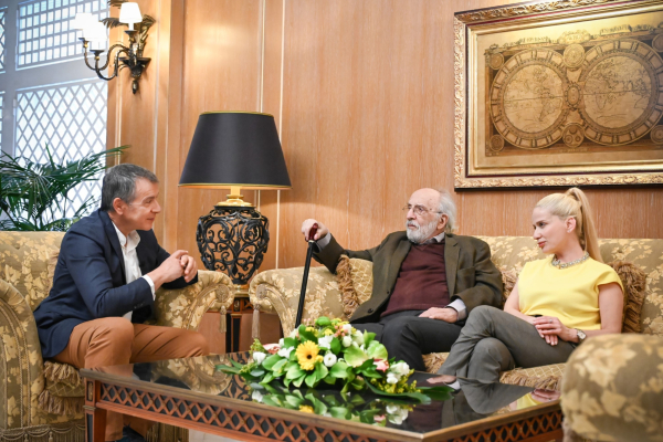«Πρωταγωνιστές»: Ο Αλέξανδρος Λυκουρέζος αφηγείται στον Σταύρο Θεοδωράκη άγνωστες ιστορίες (Βίντεο)
