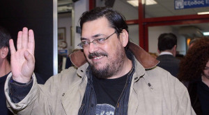 Λαυρέντης Μαχαιρίτσας: Η έκκληση της οικογένειας του καλλιτέχνη για την εξόδιο ακολουθία