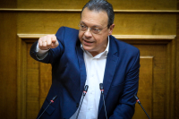 Φάμελλος σε Φλωρίδη: «Νομοσχέδιο κουρελού» - «Ασύδοτη παραβίαση συνταγματικών κανόνων»