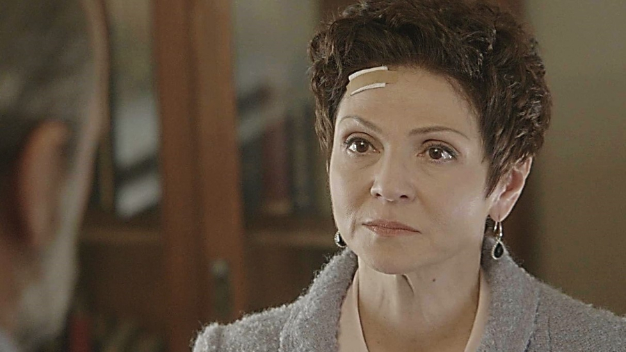 «Άγιος έρωτας»: Η Θάλεια ζητάει διαζύγιο