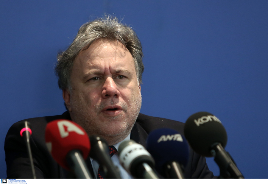 Γιατί ο Κατρούγκαλος έκανε το μεγάλο λάθος και πώς πάρθηκε η απόφαση απόσυρσης του