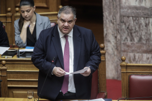 Βουλή: Η «ανάσταση» του Ελευθέριου Βενιζέλου, η σκληρή κόντρα για τη δικαιοσύνη και ο αργοπορημένος Σπανάκης